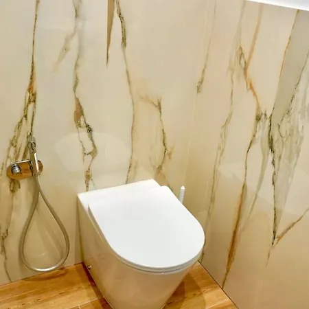 Appartamento Brand New Entire In Trastevere Roma