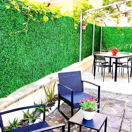 Brand New Entire In Trastevere