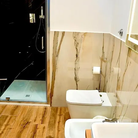Appartamento Brand New Entire In Trastevere Roma