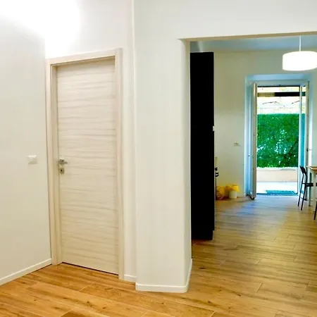 Appartamento Brand New Entire In Trastevere Roma