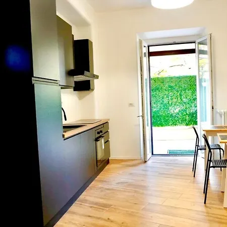 Brand New Entire In Trastevere Apartment