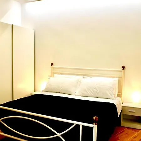 Apartment Brand New Entire In Trastevere